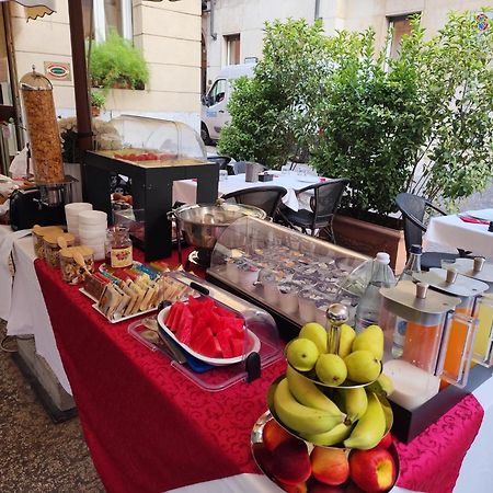Hotel Torcolo "Residenze Del Cuore" Verona Exterior photo