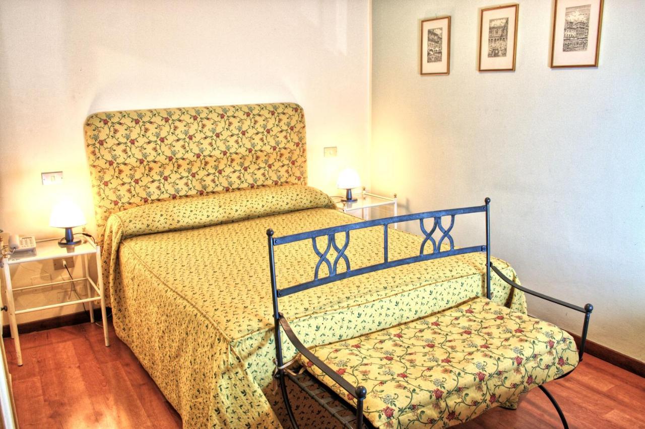 Hotel Torcolo "Residenze Del Cuore" Verona Exterior photo