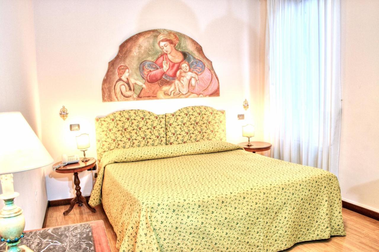 Hotel Torcolo "Residenze Del Cuore" Verona Exterior photo
